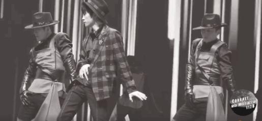 易烊千玺节目被选手diss,易烊千玺和蔡徐坤同框