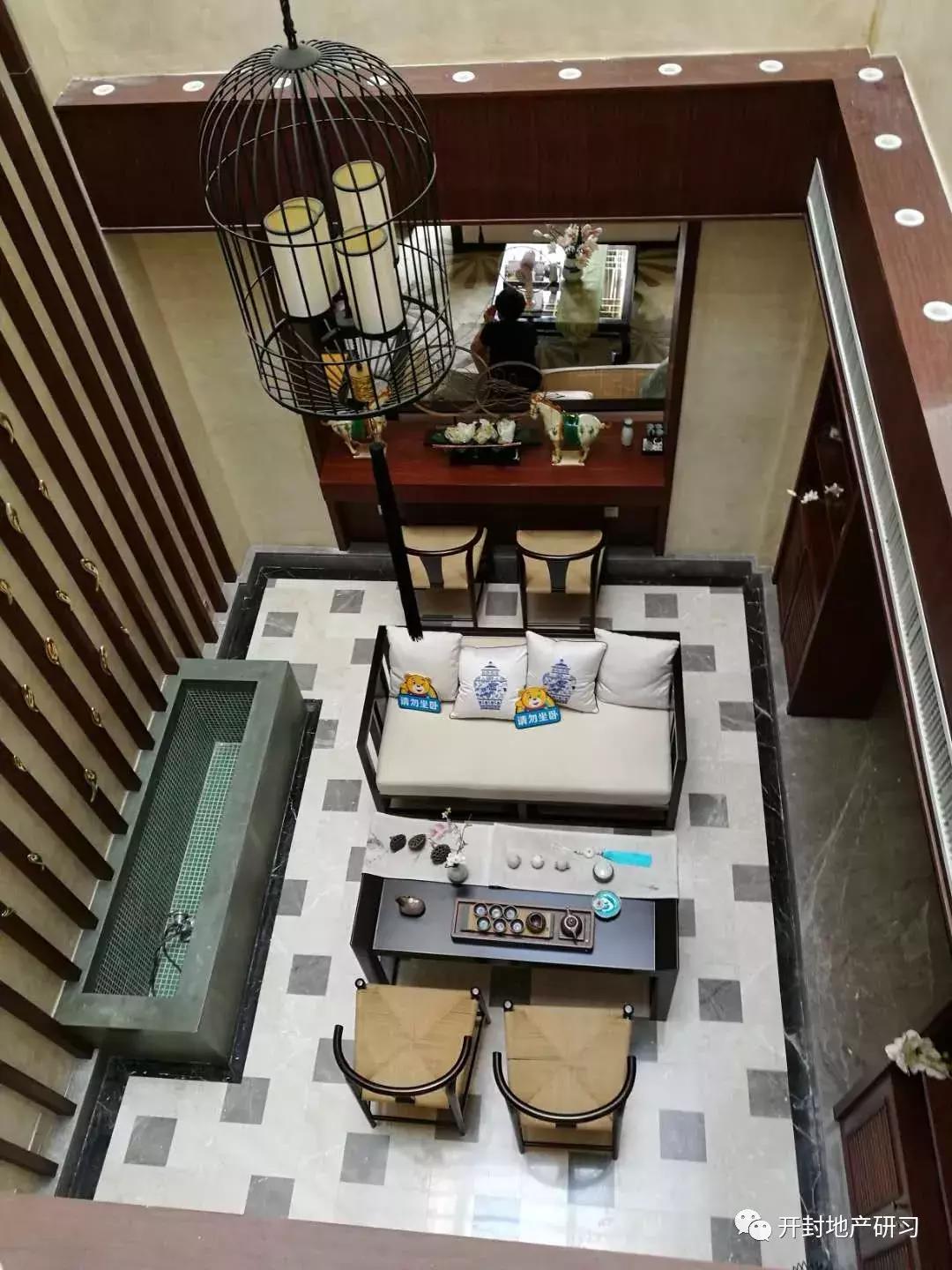 开封小型别墅多少钱,开封200万独栋别墅视频