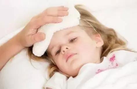 经常给宝宝一惊一乍的危害,这几样东西正在悄悄危害宝宝健康