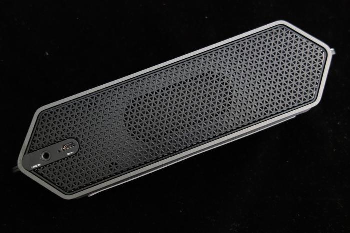 诞生自美国洛杉矶的美国音箱刚猛高解析硬怼Bosemini2结果如何