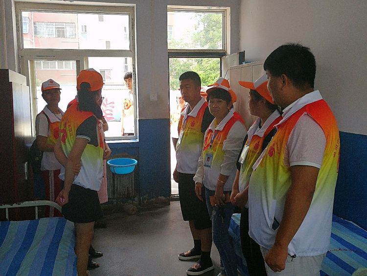 关爱聋哑伴智力障碍儿童,关爱残疾孩子