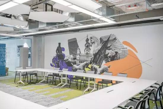 极简办公空间设计风格,会玩是个高水平的工作