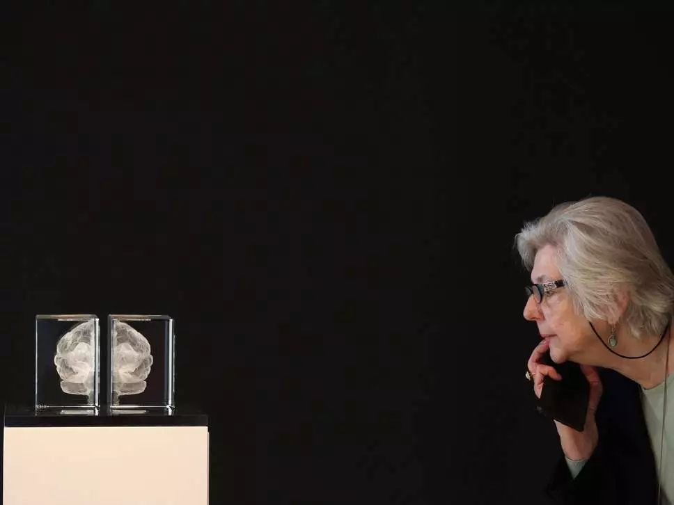 月经会改变日期吗,月经和大脑有没有关联