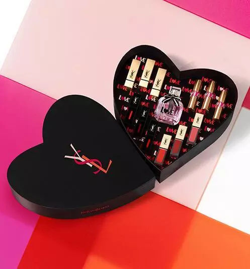 你有一份七夕撩妹指南请查收,追妹子七夕送什么礼物