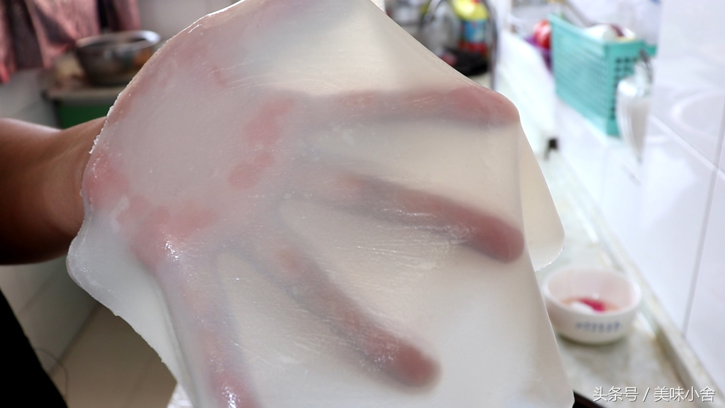 想吃凉皮不用买的配方比例,想吃凉皮做凉皮是怎么做的