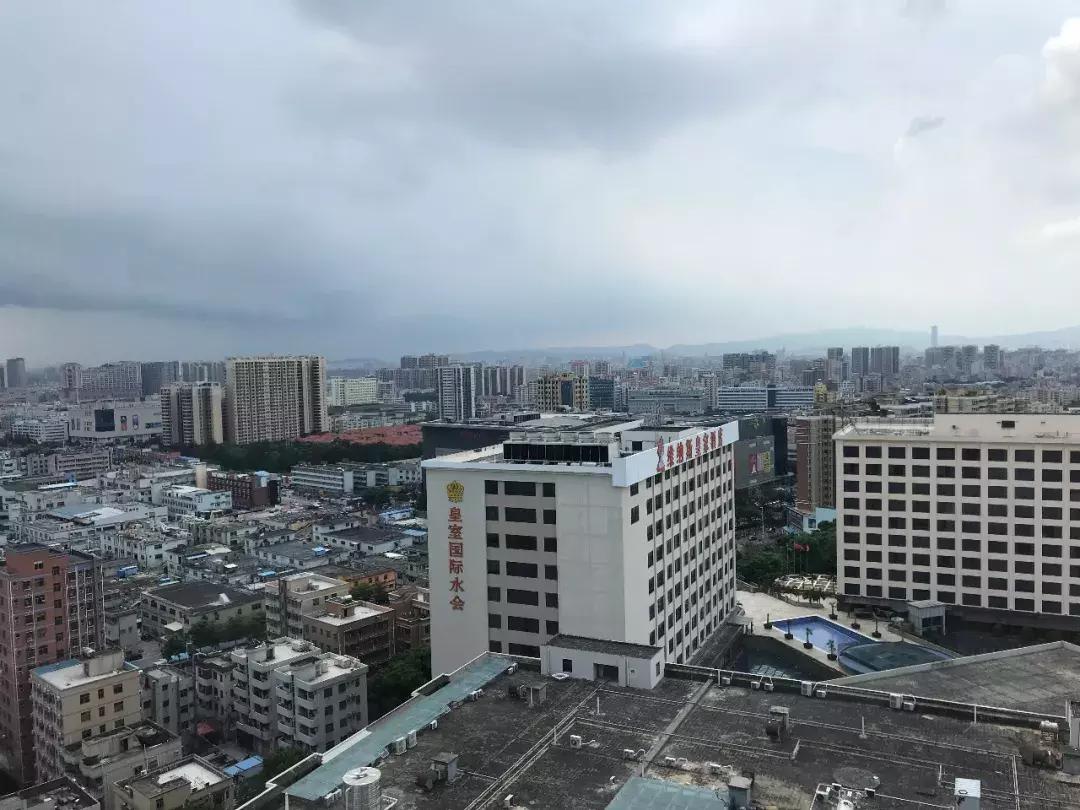 深圳卖不出去的老破二手房,深圳奇怪的房子