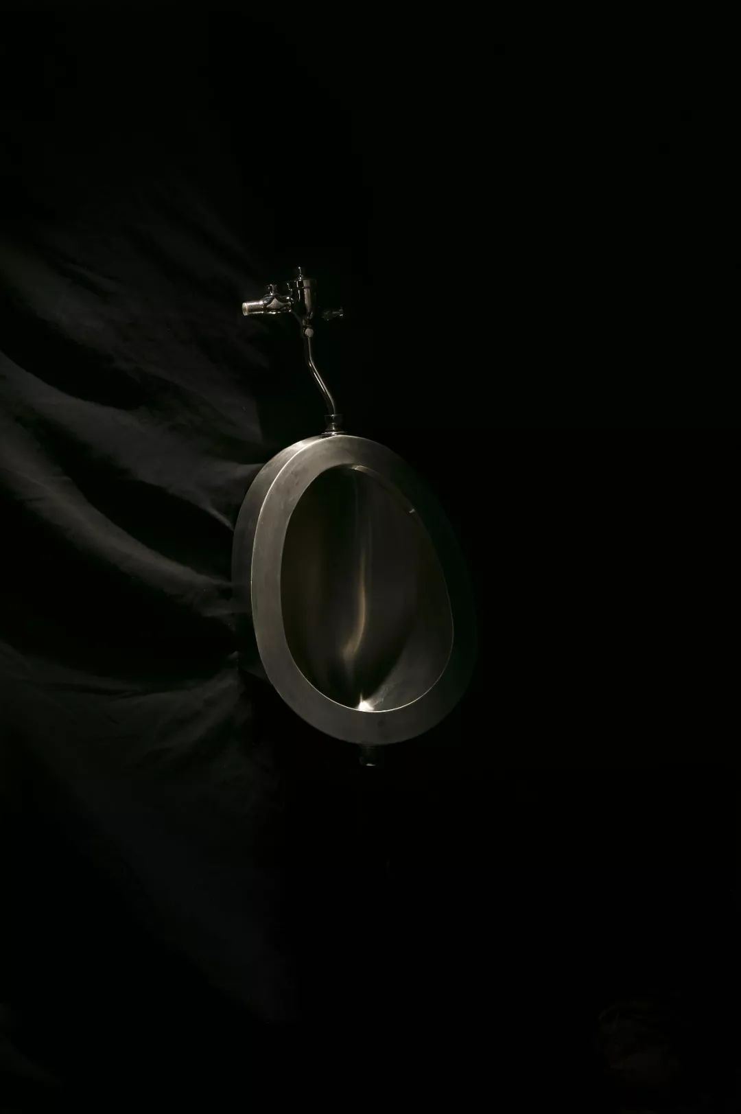 反思絮语｜蒋立：面对当代艺术我们就像猩猩面对黑色石碑