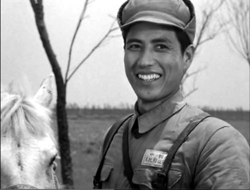 电影往事张艺谋,铁道游击队电影小坡扮演者冯笑