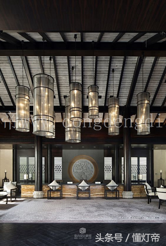 夜间led灯亮度高对眼睛有影响吗,灯泡亮度太亮对眼睛好吗