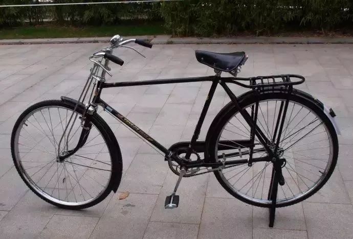 老电扇上海,老电风扇40年的老物件