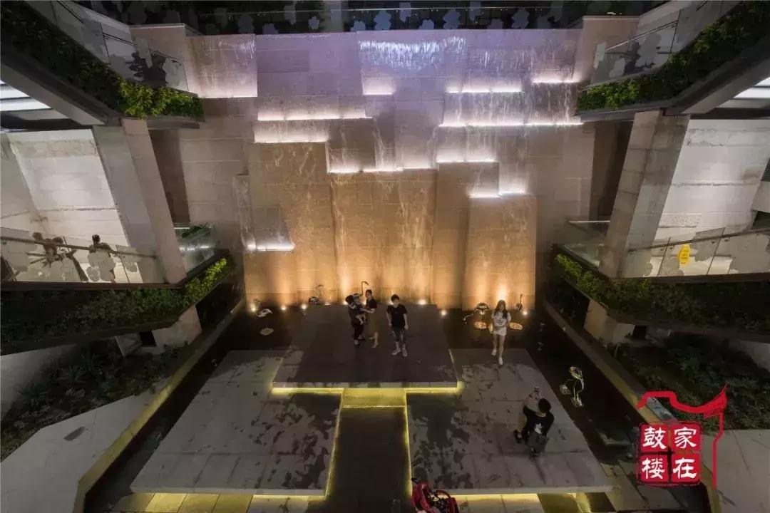 美炸！新南街亮相！地下商业街明天开业！很多网红店都来了