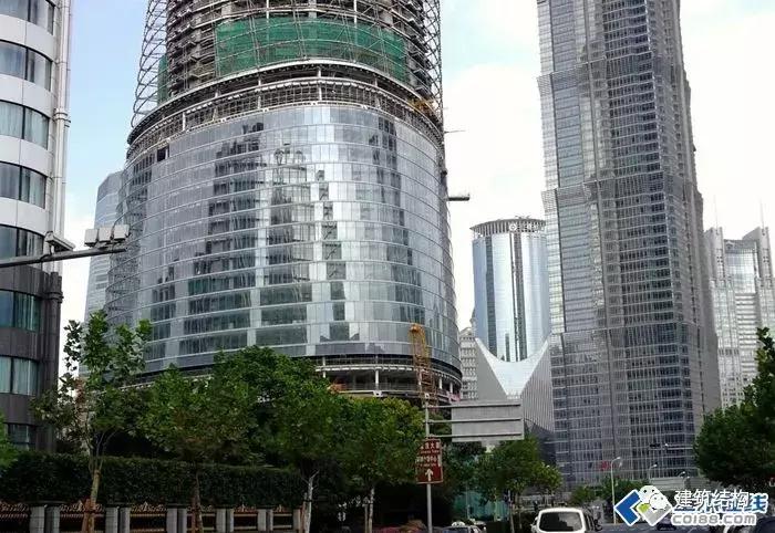 上海中心大厦127层怎么有632米,上海中心大厦632米127层内部