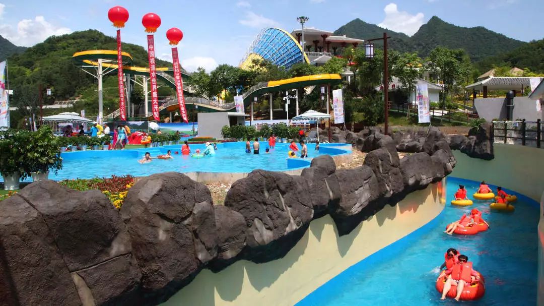 水上冲浪闯关,水上清凉闯关