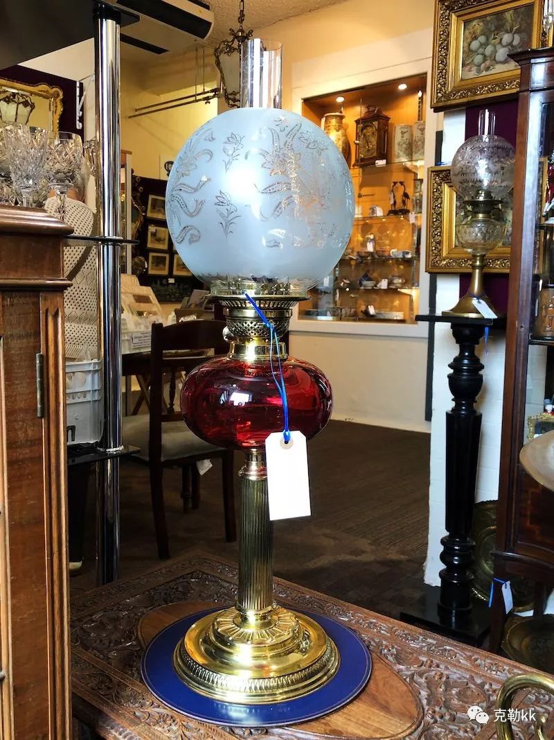 有些东西还是值得回忆的,总想扔旧东西买新东西