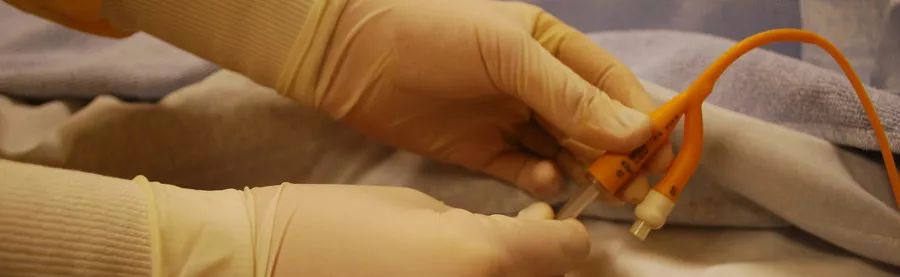 癌症病人发烧到38-39度是怎么回事,癌症病人发烧是不是癌细胞扩散了