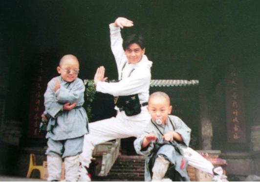 释小龙小时候的功夫,武动乾坤释小龙演的谁