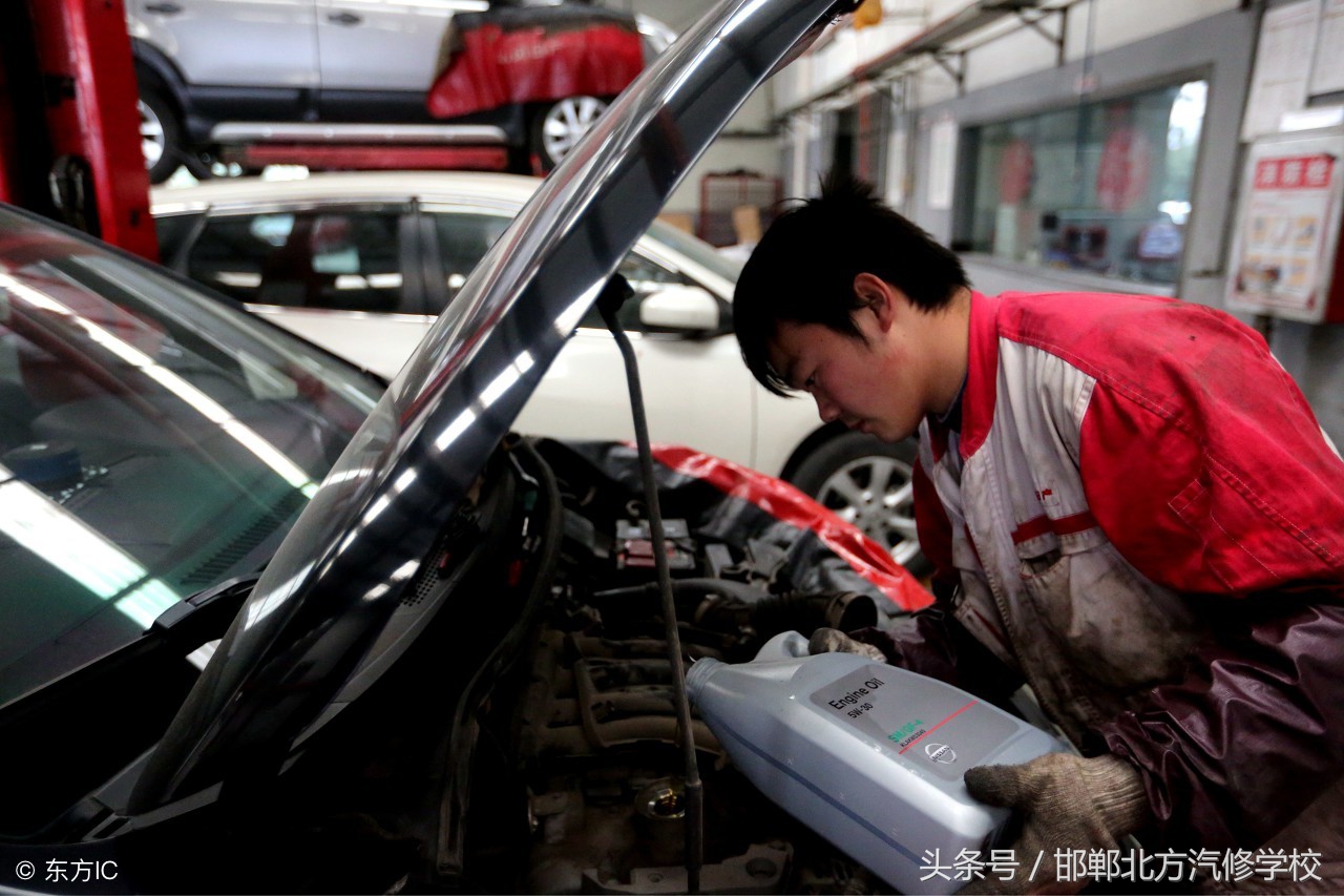关于汽车保养与维修的说说,汽车美容保养与维修能赚钱吗