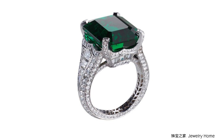 向彩虹进阶!除了钻戒,时髦新娘都在选这样的订婚戒指