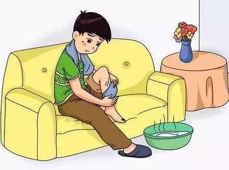 身上不明原因出现淤青是怎么回事,鬼捏青与正常淤青区别