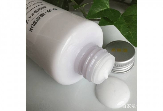 适合油皮的保湿水乳排行榜,适合油皮和混油皮的大牌水乳