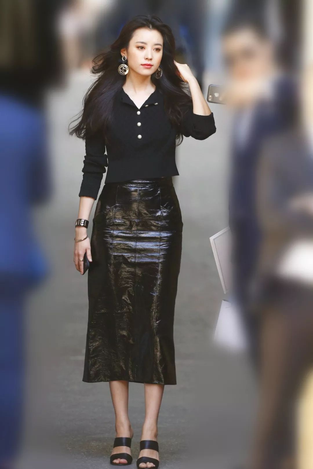 5折清仓的衣服,5折清仓的衣服值得买吗