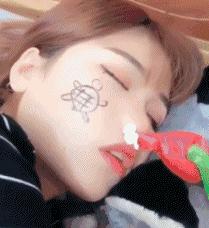 跟女生说喜欢尔晴,给女朋友发我喜欢你的反应