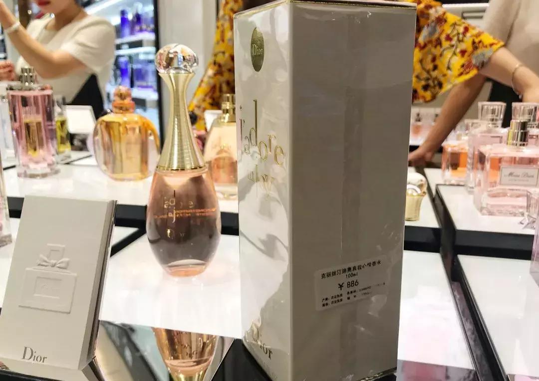 免税店兰蔻神仙水有什么折扣,免税店兰蔻极光水