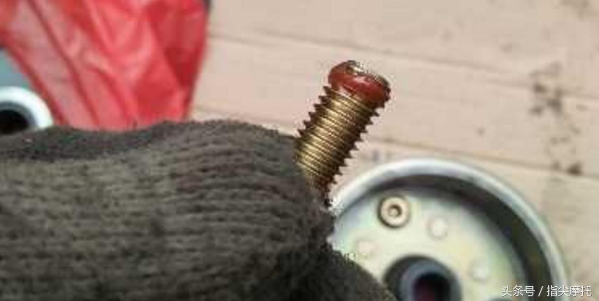 三轮摩托车启动机空转,检查发现马达扫齿,完整检修排除过程奉上