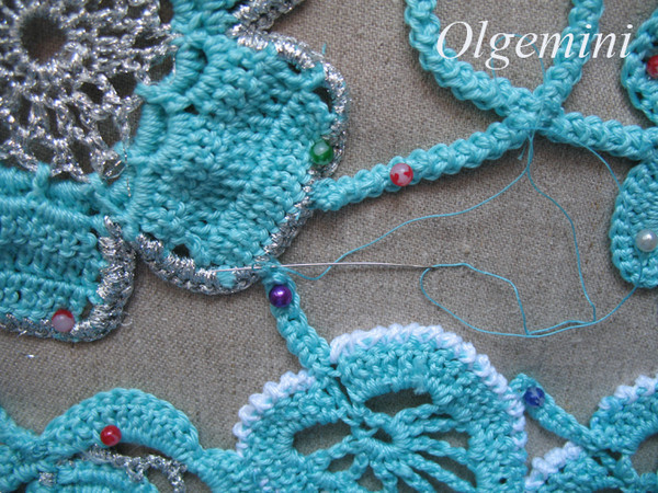 精美大气的一款爱尔兰花样拼接包包