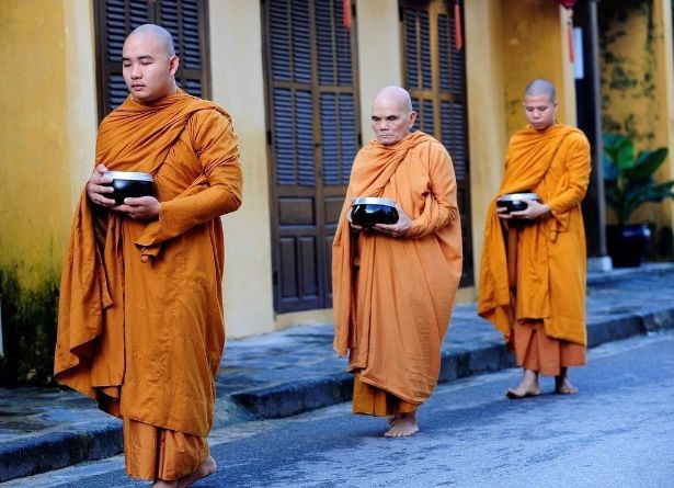 和尚只吃素食为何还那么胖,为何道士都是瘦子和尚都是胖子