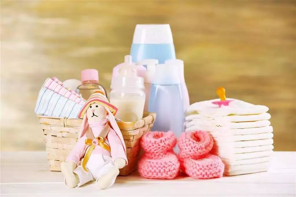 欢迎新同学｜八字班新生，你有一份《清华攻略》待签收