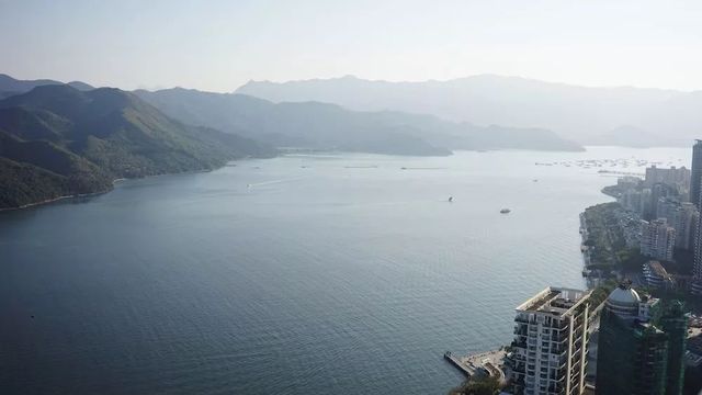 深圳无边的游泳池,深圳无边泳池图