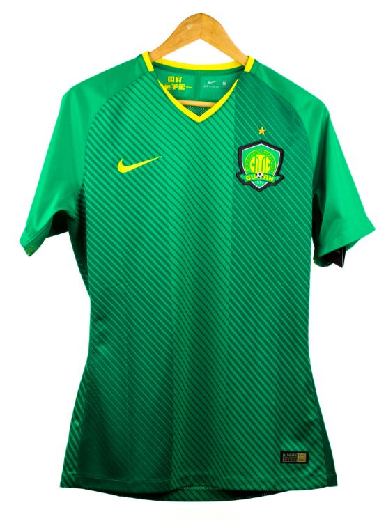 西媒投票最佳球员,最好看的巴西足球球衣