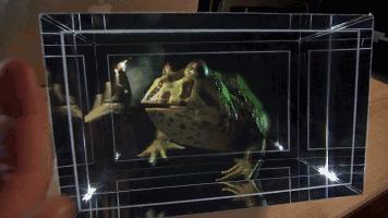 向往中的3D显示屏，可放置桌面，相框大小，随时展示全息图像