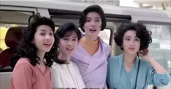 周慧敏20到51岁女神也老了,周慧敏51岁还是很年轻