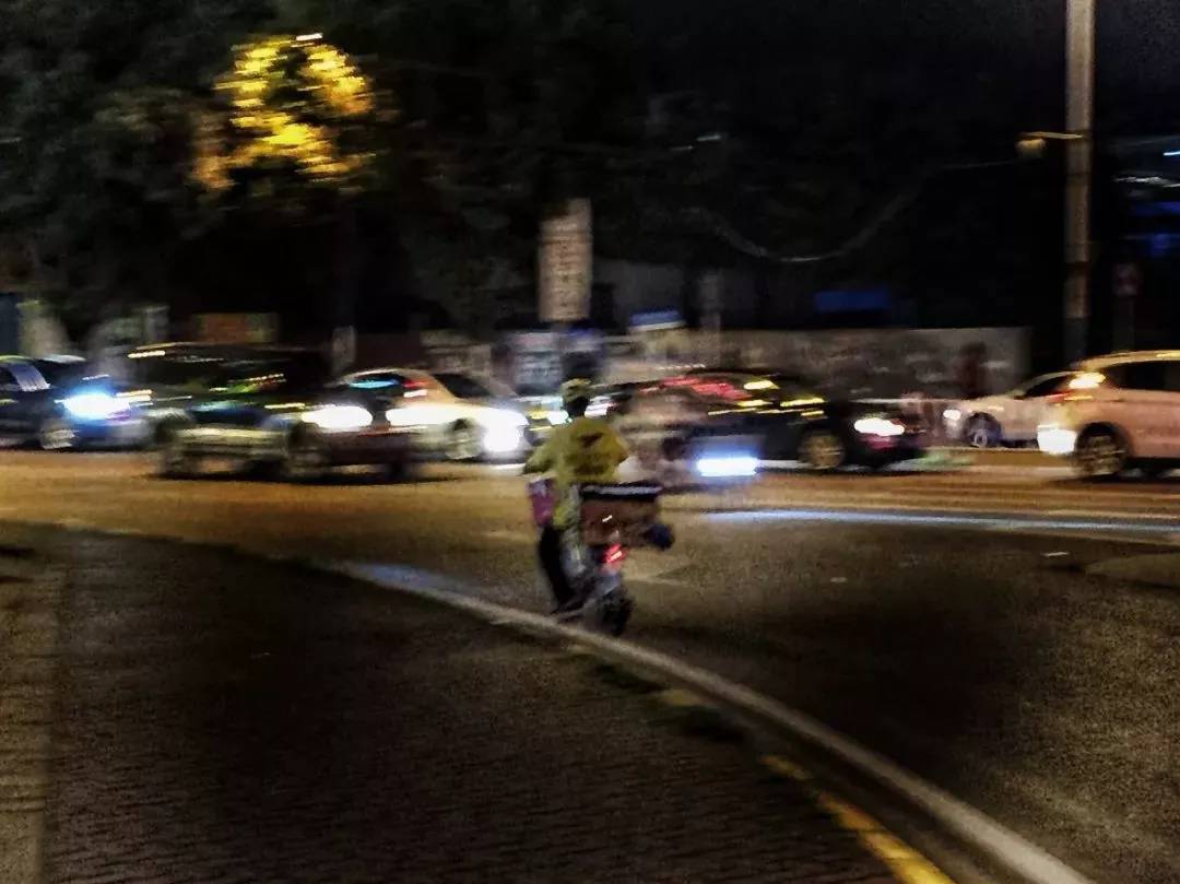 凌晨的北京,凌晨的北京依然忙碌