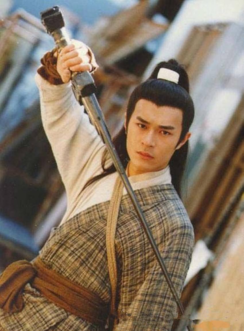 金庸小说五大兵器排行,金庸小说十大用剑高手排行榜