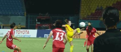 中国女足6-5横扫日本晋级,中国女足0:0逼平西班牙晋级16强