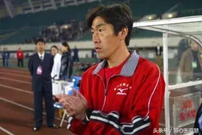 厦门蓝石狮,厦门蓝狮足球队03年名单及位置