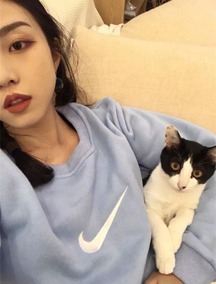 今年流行的高马尾辫发型,马尾辫最新款发型