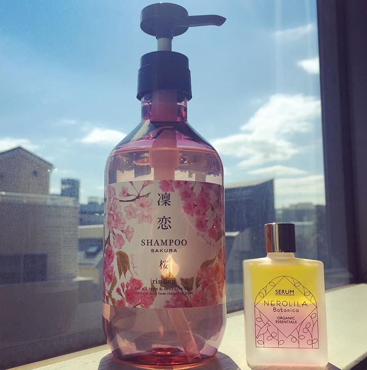 洗发水推荐油头干枯平价,油头扁平塌适合的洗发水测评