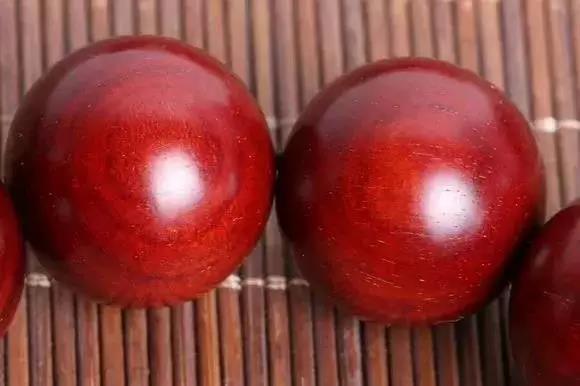 紫檀手串怎么清洗打蜡开裂,小叶紫檀无事牌开裂如何修复