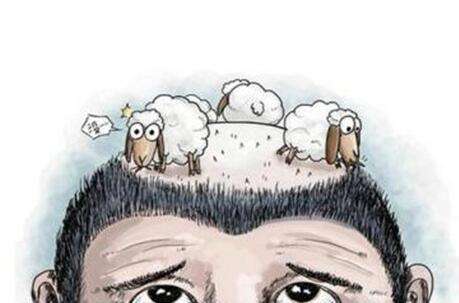 80后已经秃了,防脱发仪是90后最后的倔强