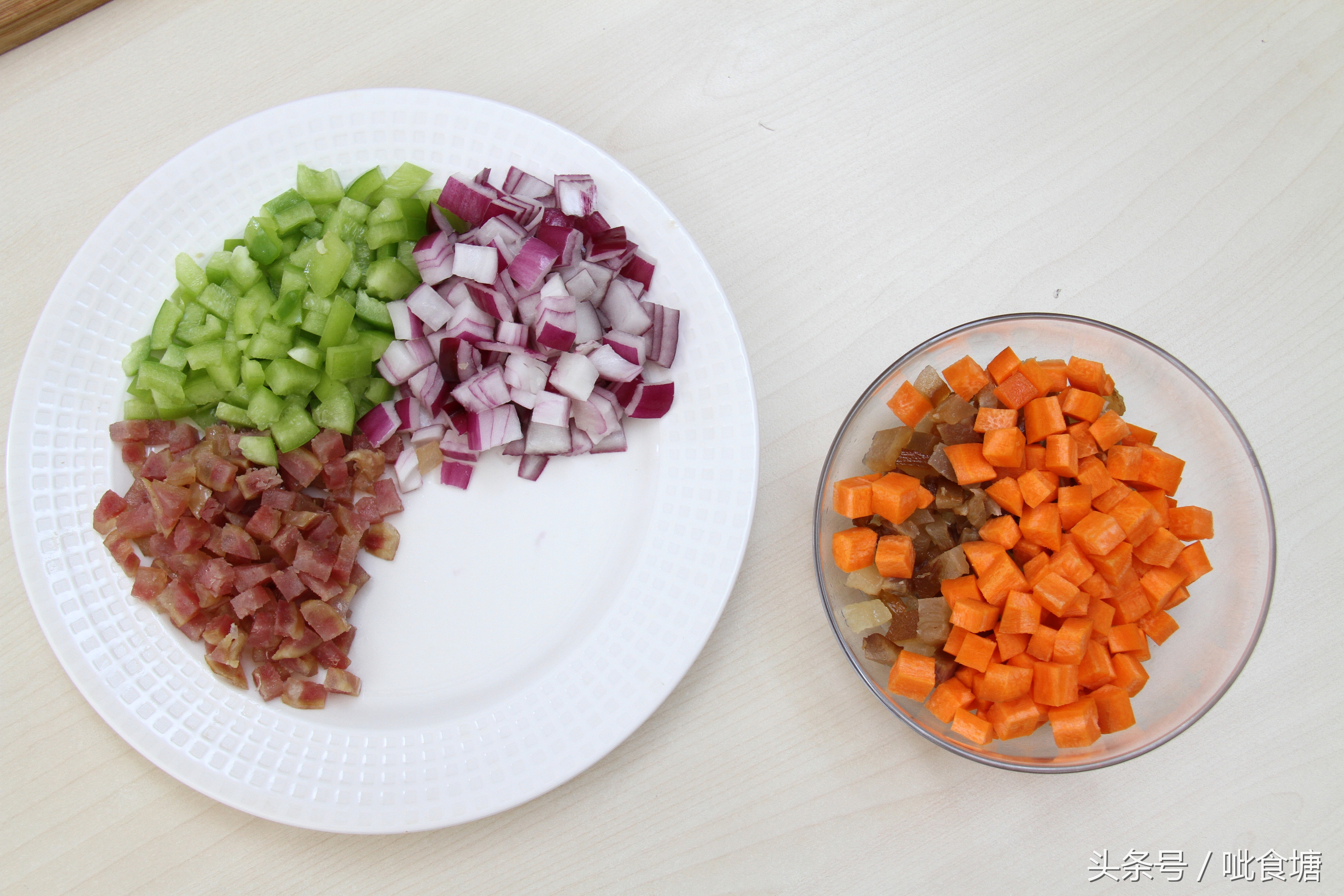 炒饭如何做到米粒松散不硬,炒饭太干硬