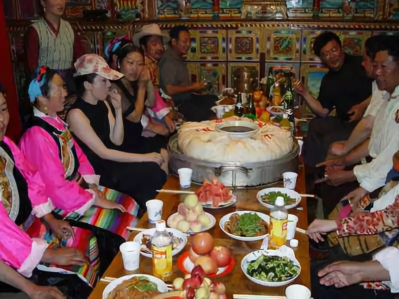 氧生度｜在巴塘，在高山海子之间跳起弦子唱起歌