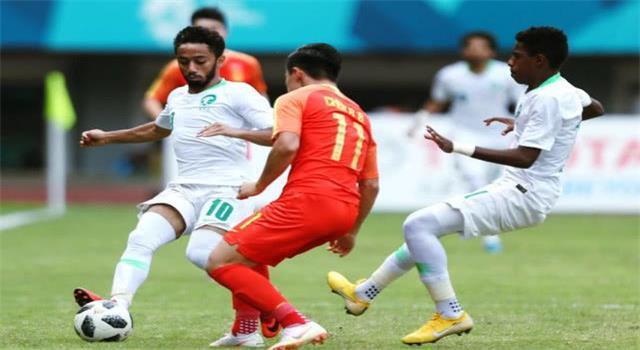 怎么评价国足在此次亚运会表现,国足被打败的视频