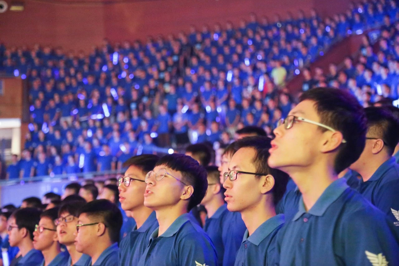 浙江的大学开学典礼,开学典礼浙江大学唱歌