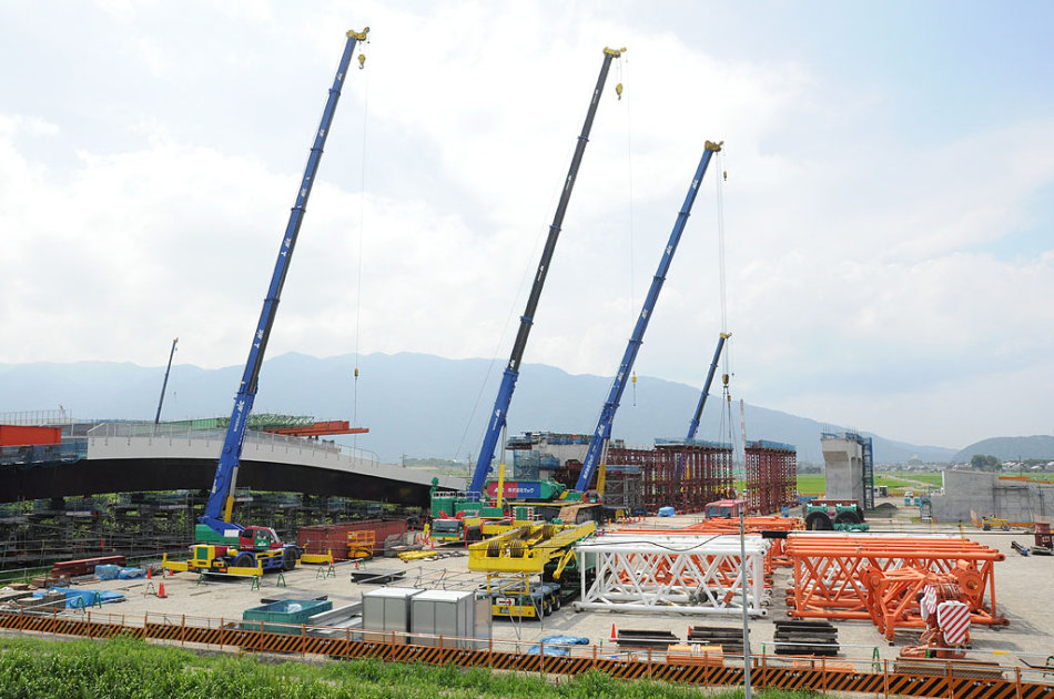 日本建筑工地起重机,日本起重机实拍
