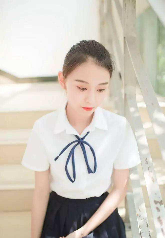 恋爱中爱吃醋的星座女,特别爱吃醋的女孩子