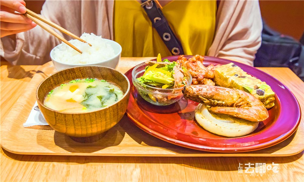 中山公园龙之梦购物中心商场,改造后的上海中山公园商圈面貌